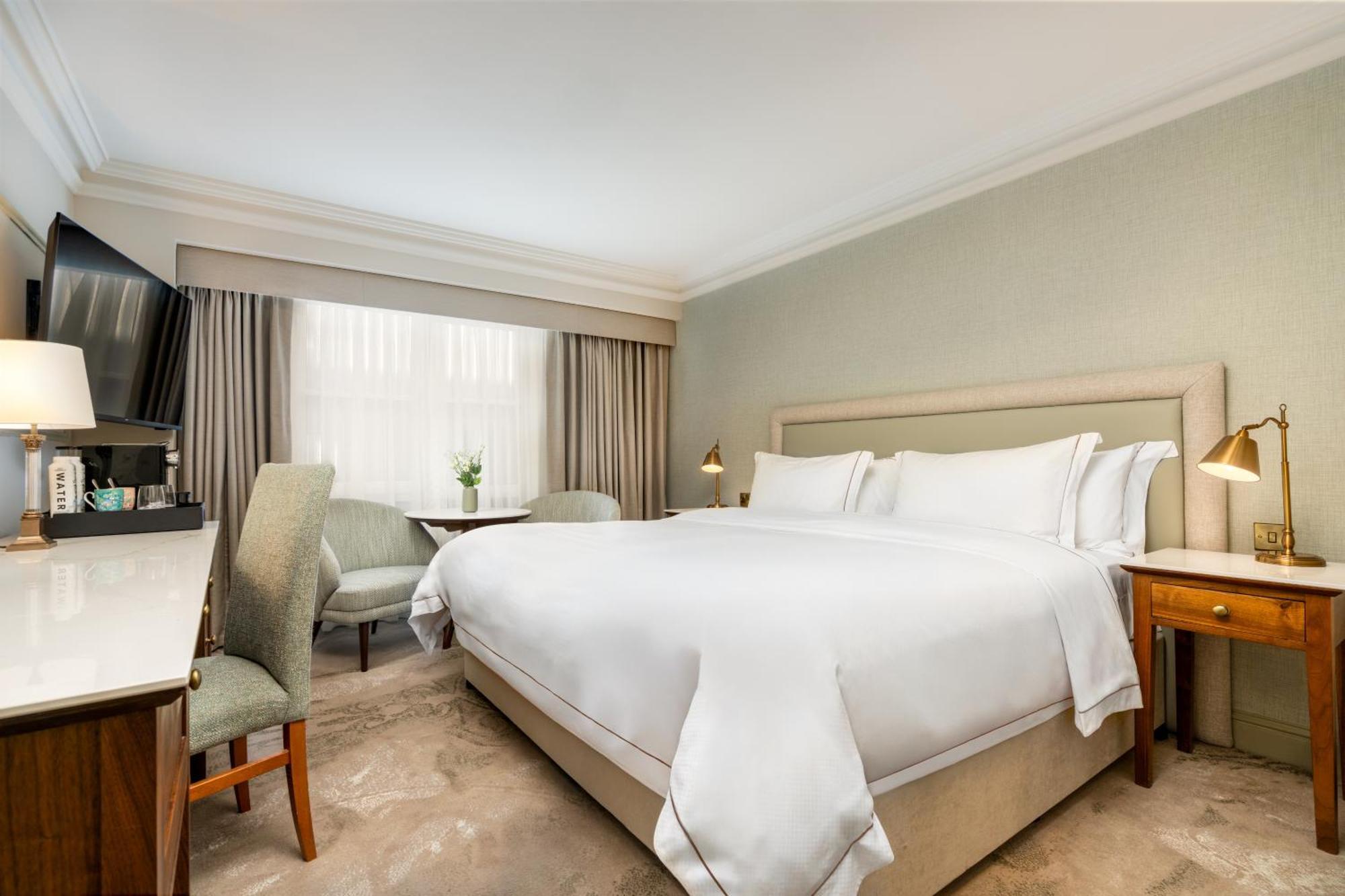 Hotel Brooks 4*