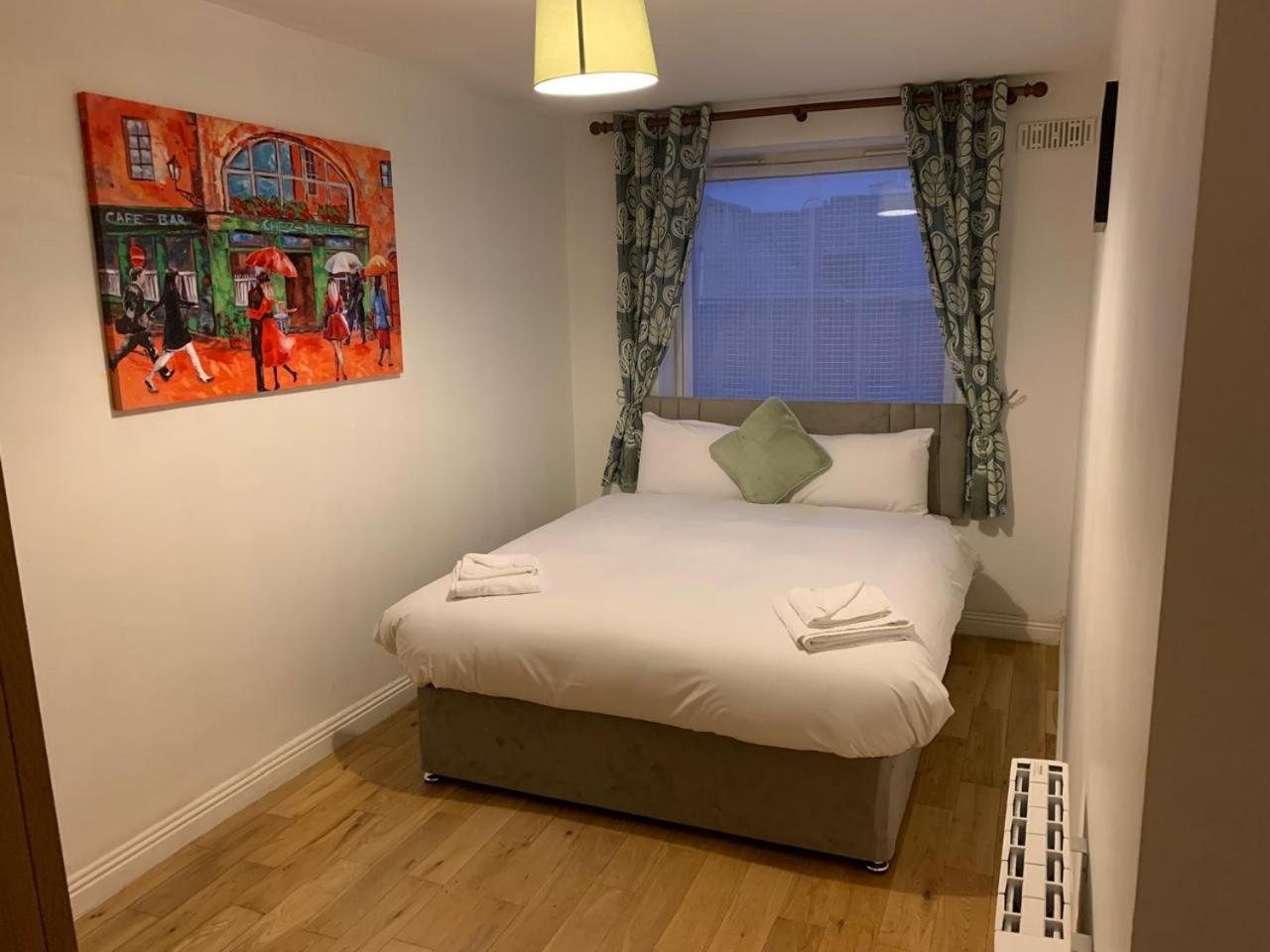 Luxury Centre 1 Apartment *