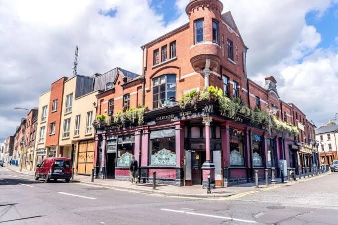 2 Bed Near Centre *