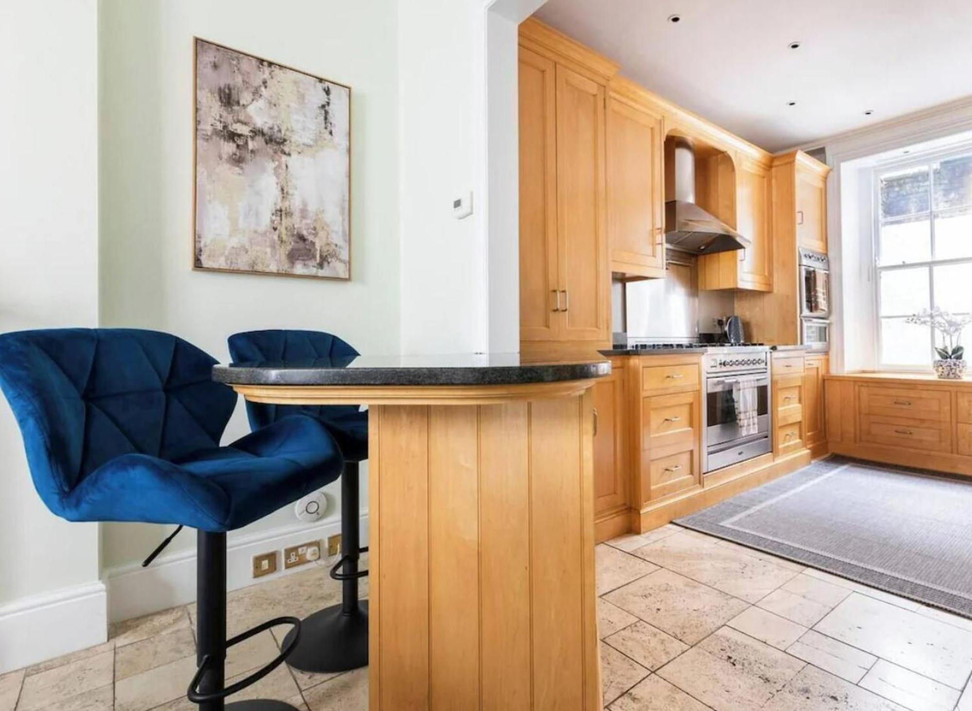 Espacios Con 3 Y Aparcamiento Apartment *