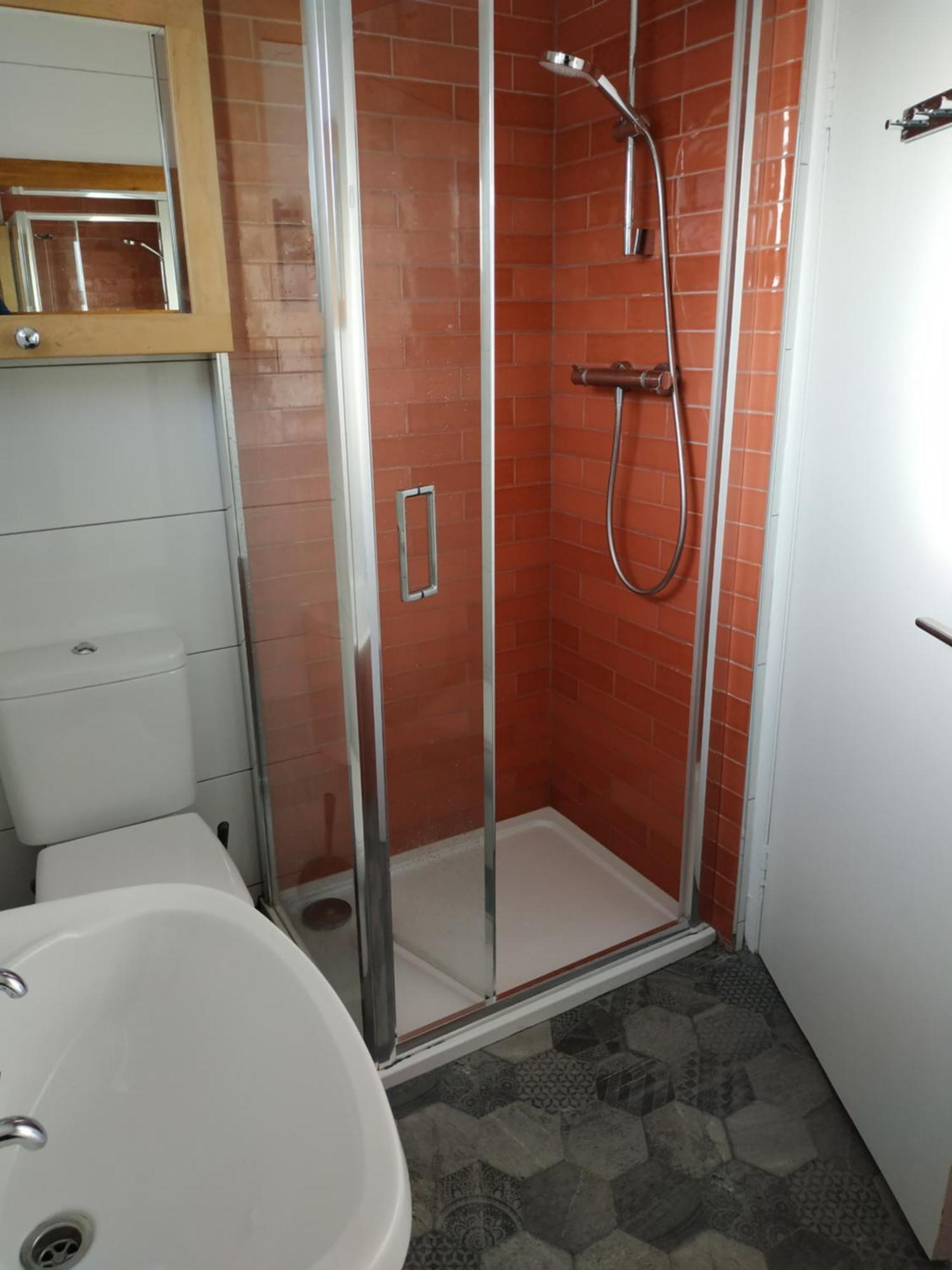 4 Bed Modern Spacious House South Vakantiehuis *