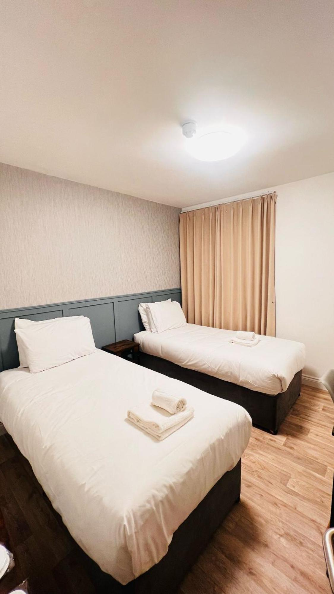 Mulligan Hotel 2*