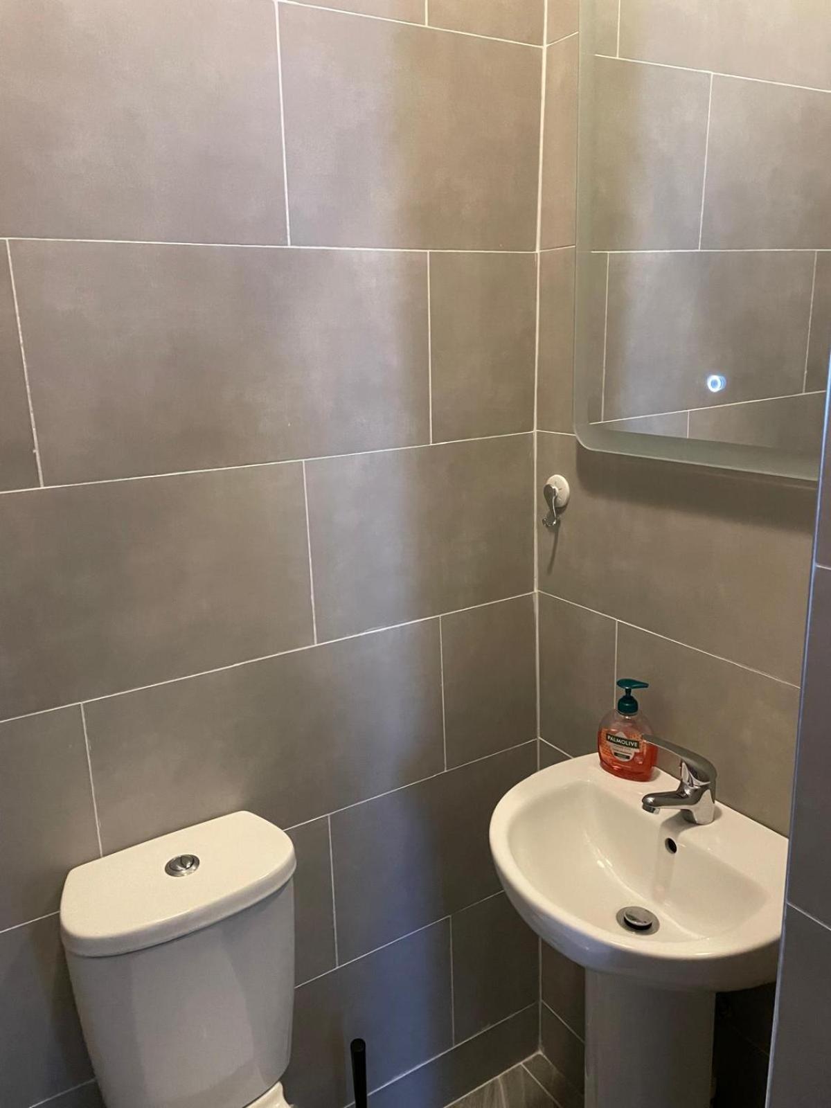 Superb Double Room Near Croke Park - 3 Guest house Dublin