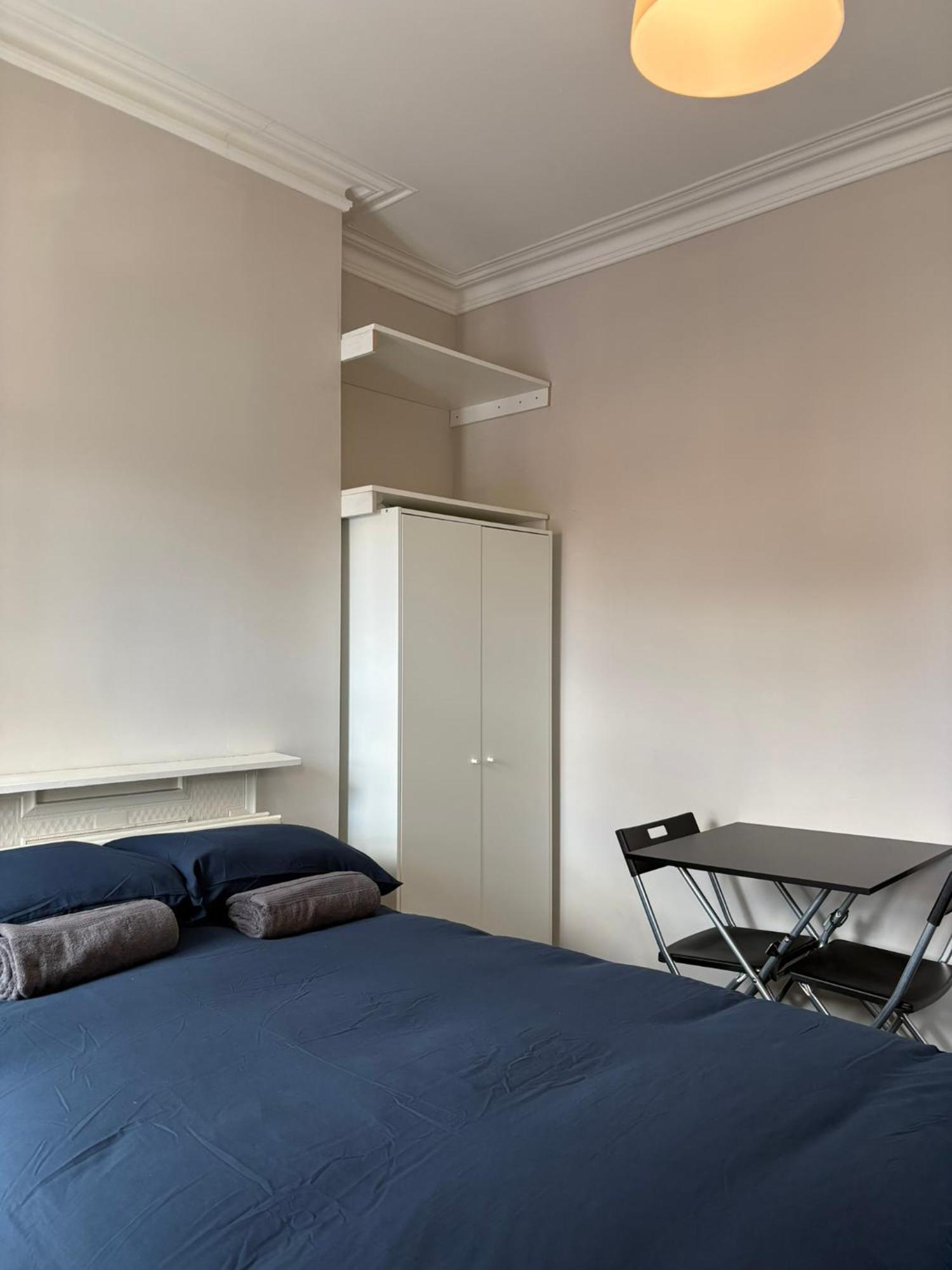 Guest house Superb Triple Near Croke Park - 1