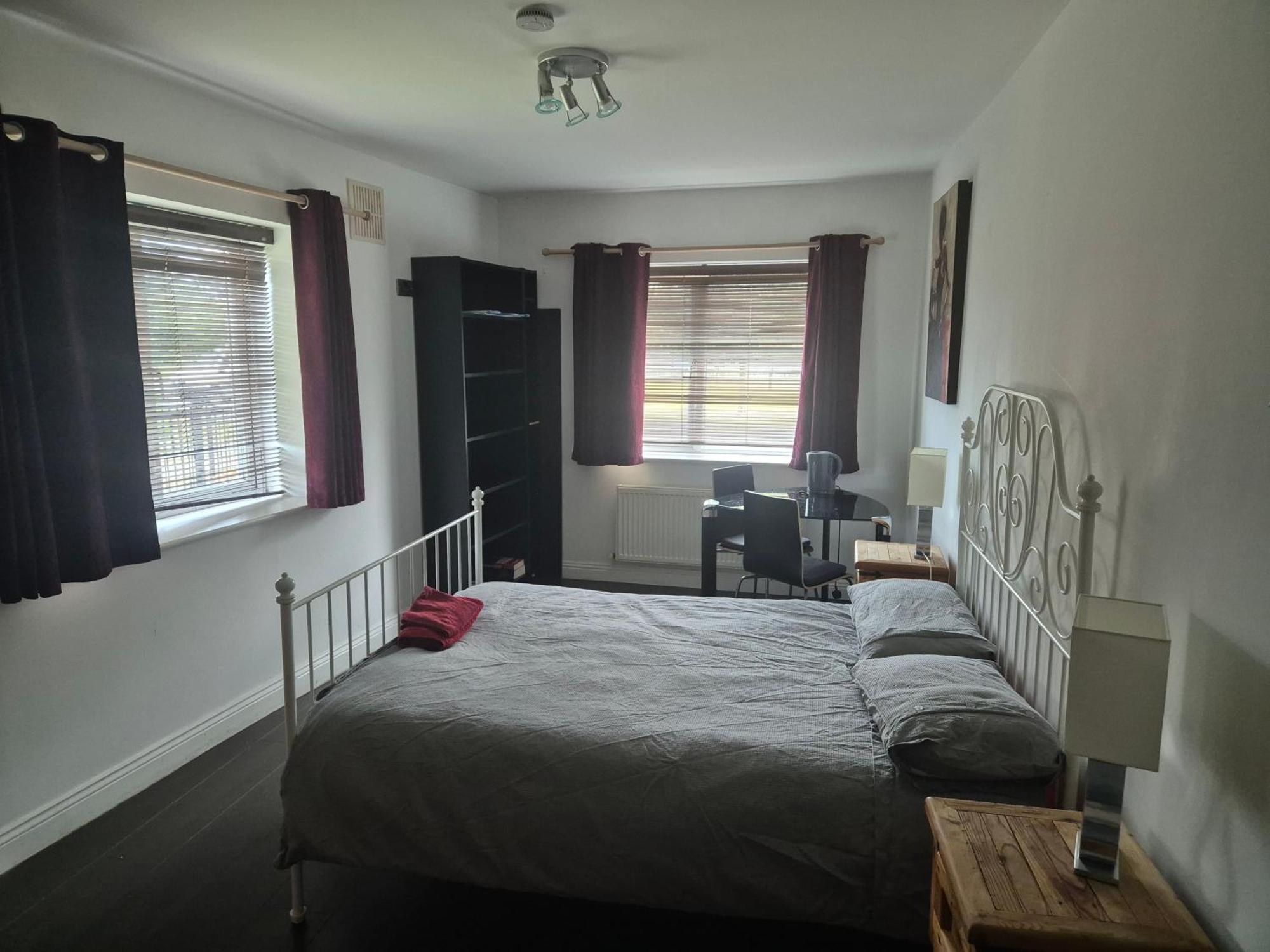 Comfortable Double Beside Tramline Homestay *