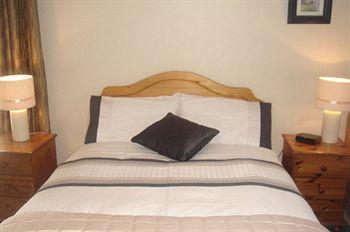 Aishling House 3*