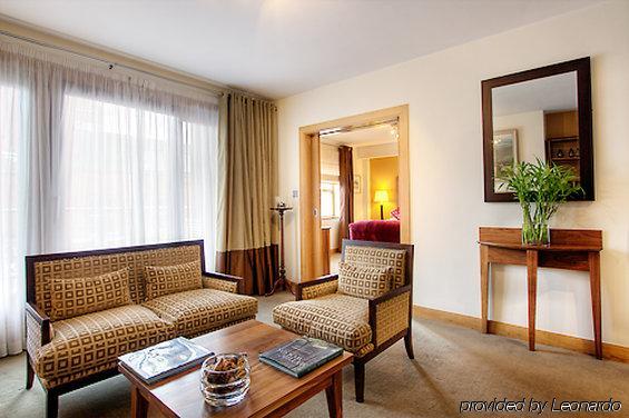 Brooks Hotel