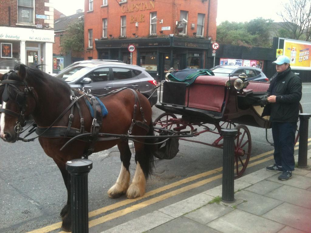 Acara House 3* Dublin