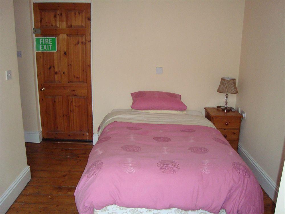 Harrington House Hostel *