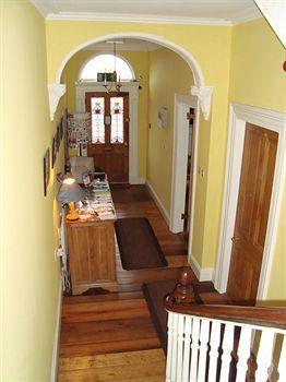 Harrington House Hostel *
