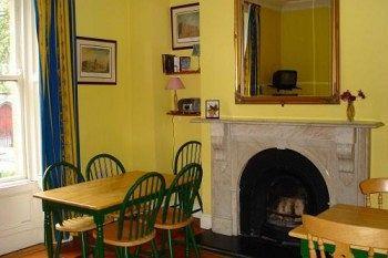 Hostel Harrington House *
