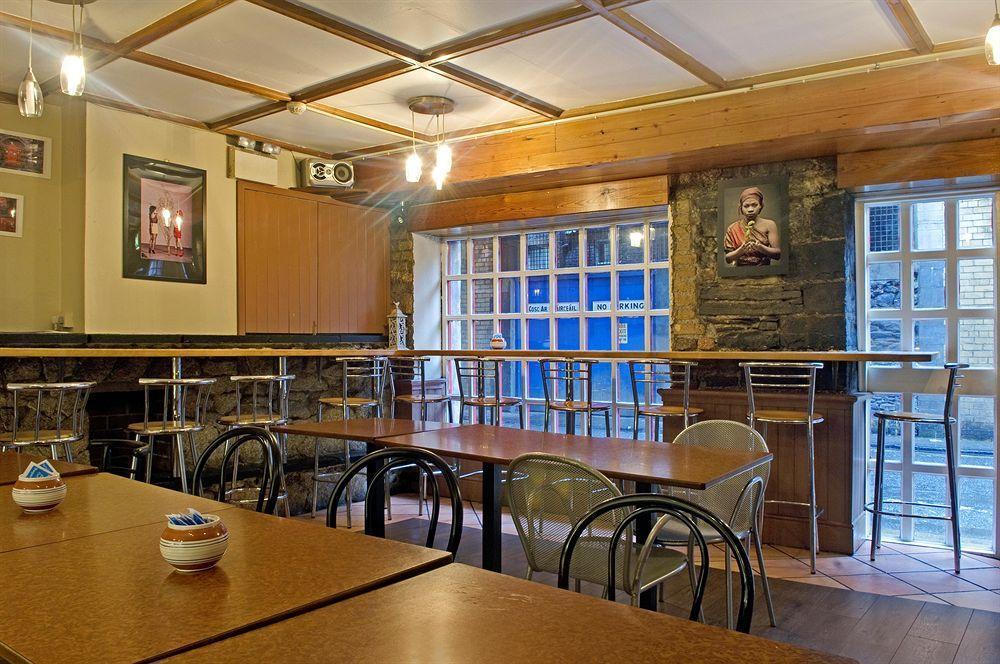 Hostel Isaacs