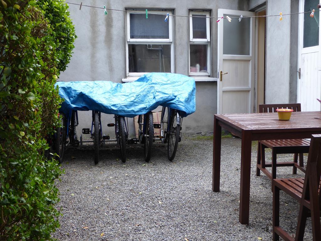 Harrington House Hostel *