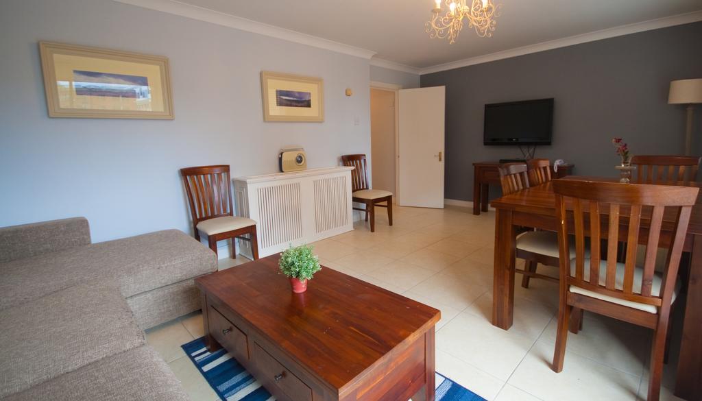 Docklands City Apartment *