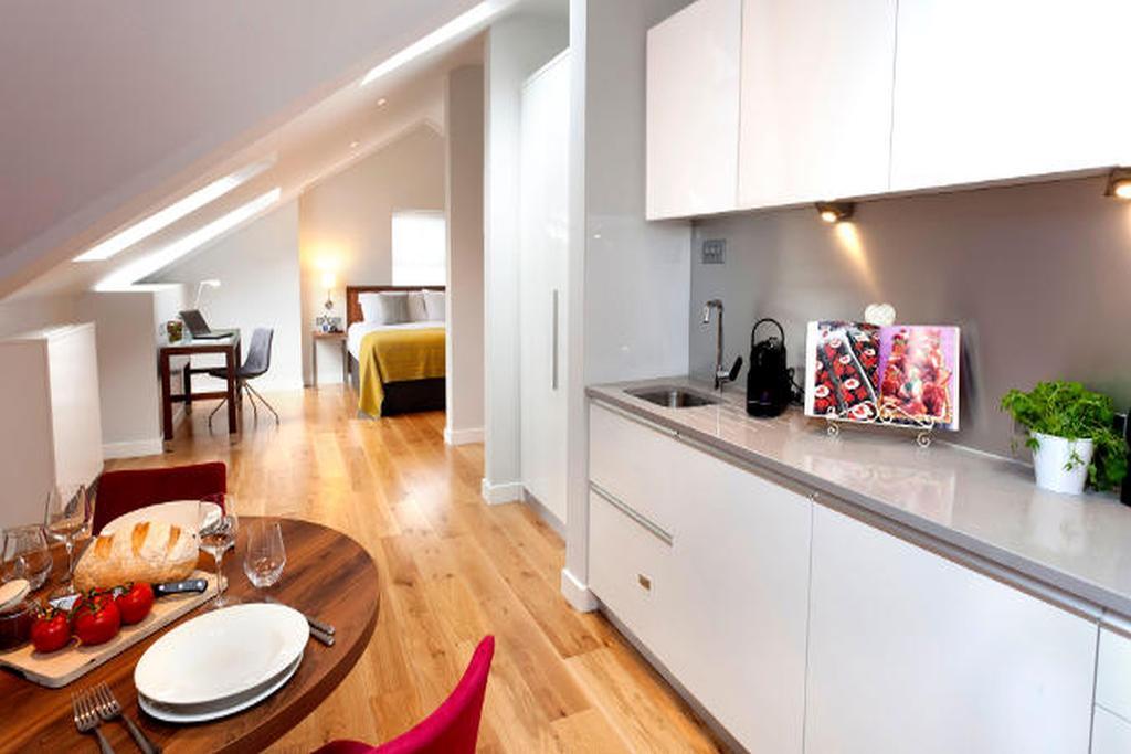 Premier Dublin, Ballsbridge * Dublin