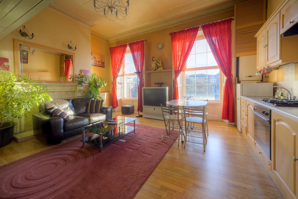 Bed & Breakfast On The Liffey