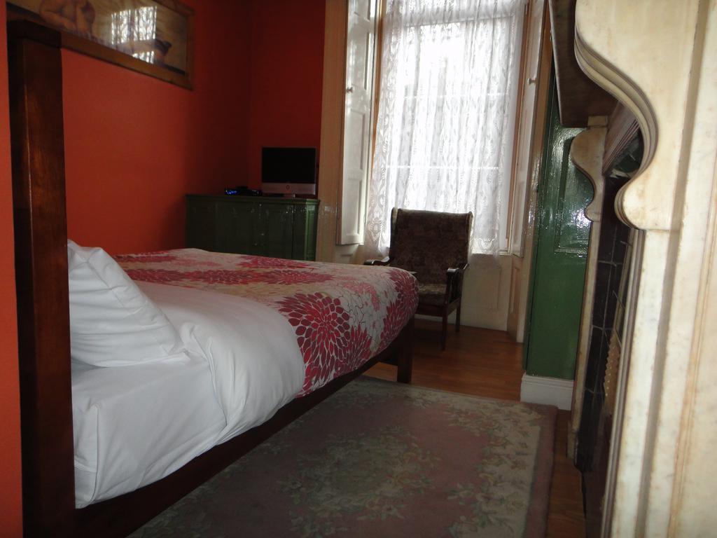 Bed & Breakfast On The Liffey Dublin