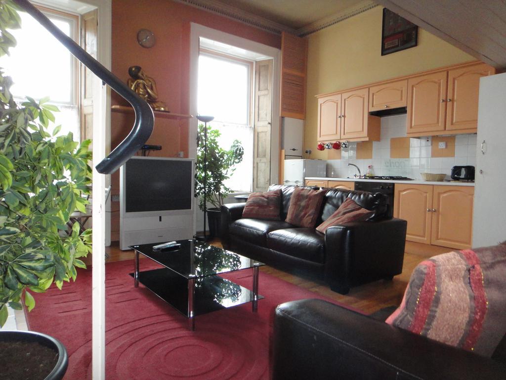 Bed & Breakfast On The Liffey 2*