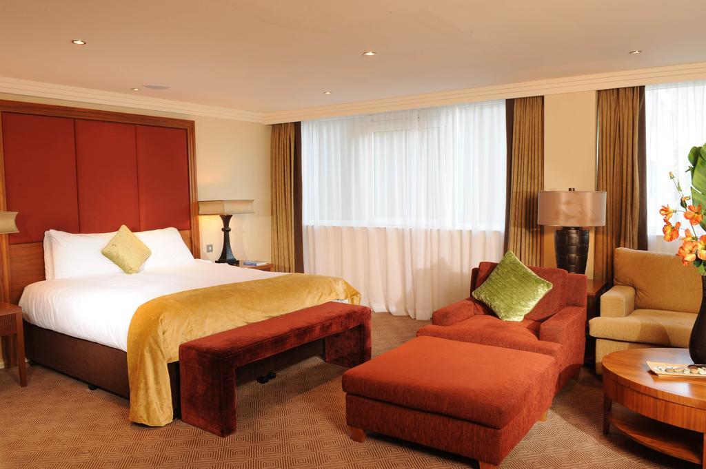 Hotel Clyde Court 4*