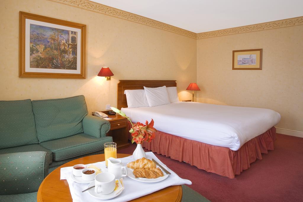 Hotel Maldron Pearse Street