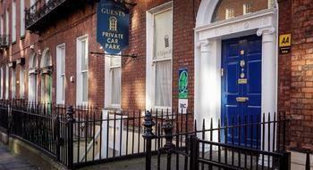 Clifden Centre