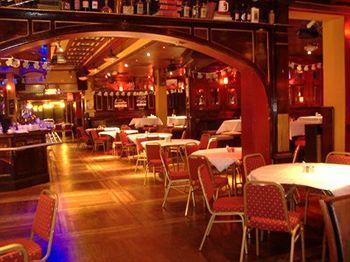 Jackson Court Hotel 2*