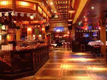 Jackson Court Hotel 2*