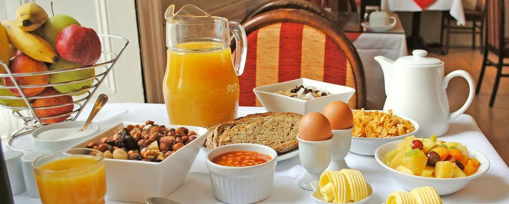Baggot Court Townhouse Hotel 3*
