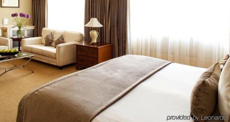 Clyde Court Hotel 4*