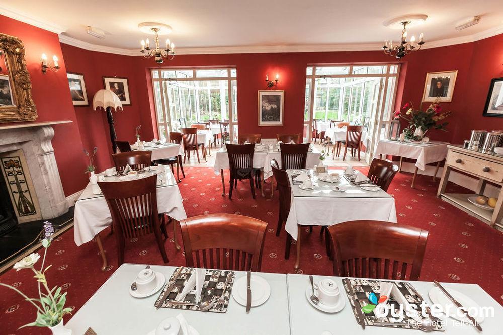Waterloo Town House & Hotel 4*