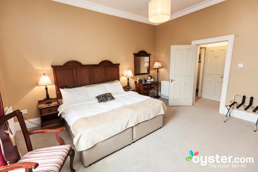 Waterloo Town House & 4*