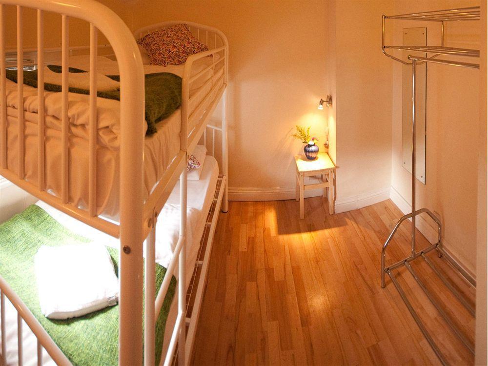 The Times - Camden Place Hostel *