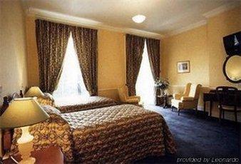 Harrington Hall 4*
