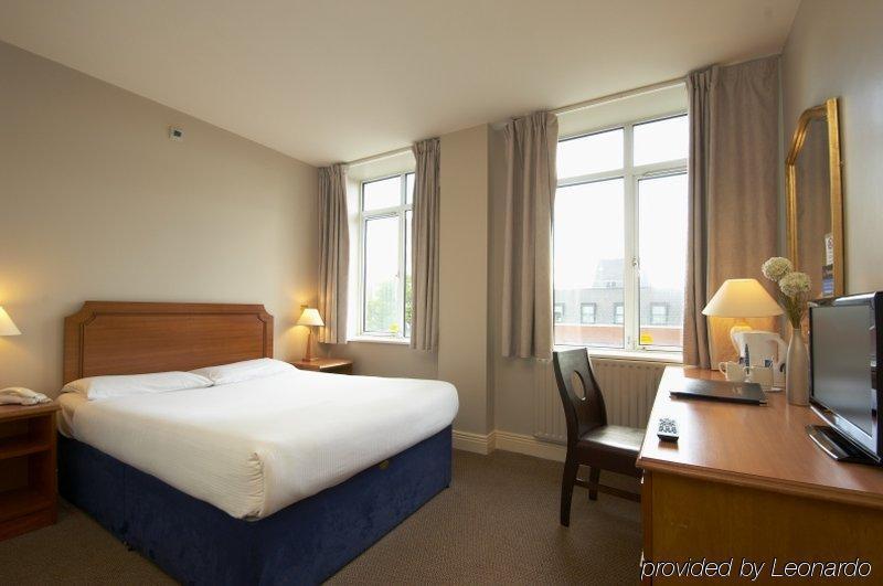 Travelodge Rathmines 3*