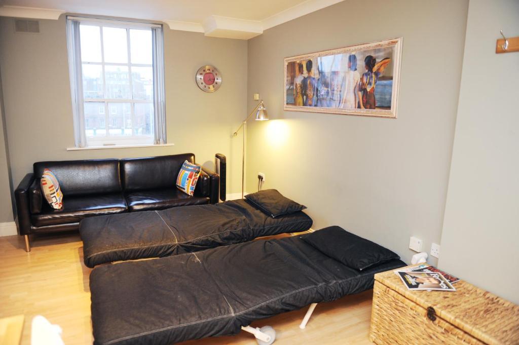 Half-penny Bridge Apartment Dublin
