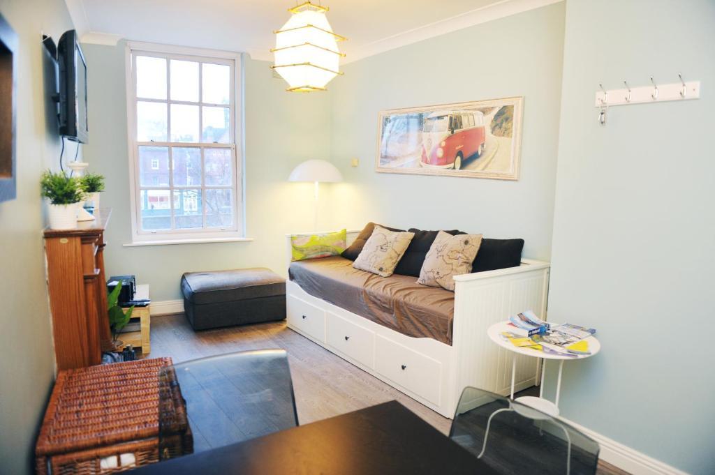 Half-penny Bridge Apartment
