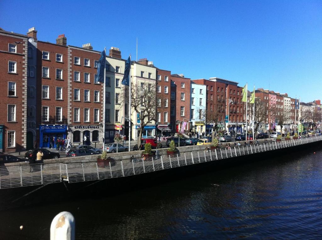 Apartment Half-penny Bridge *