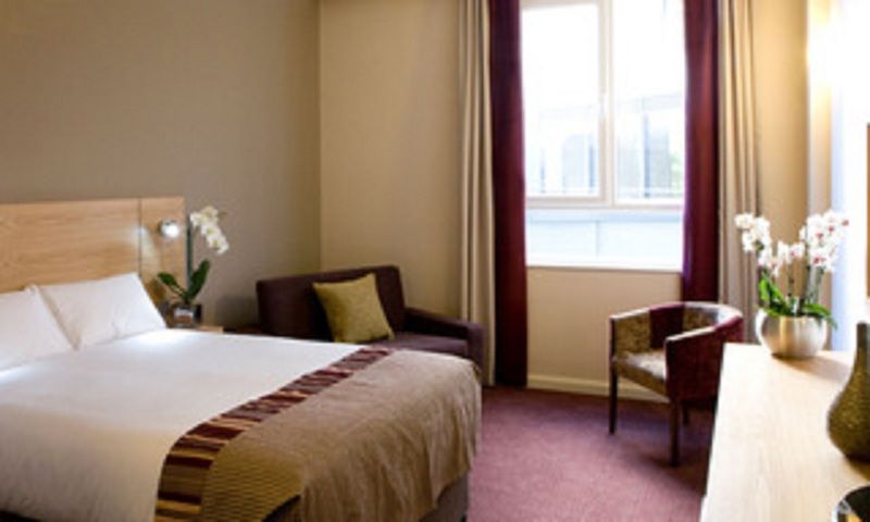 Hotel Leonardo Parnell Street
