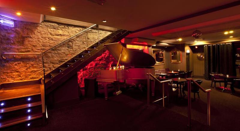 Hotel Harcourt 3*