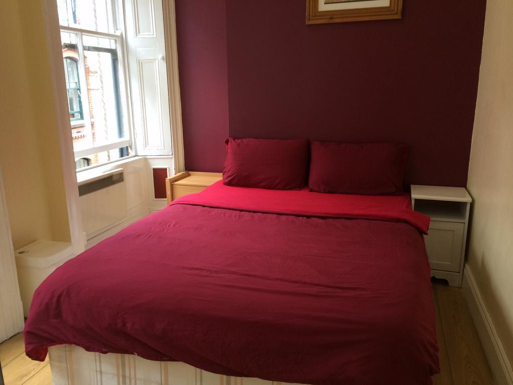 Hostel The Apache