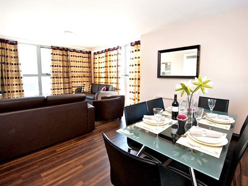Staycity Millennium Walk Aparthotel