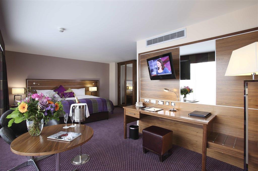 Hotel The 4*