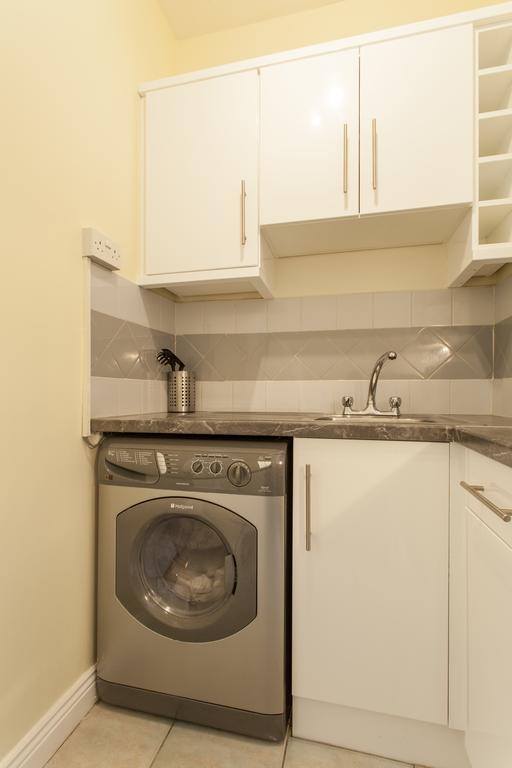 Tara Street Apartment- Dublin City Centre *