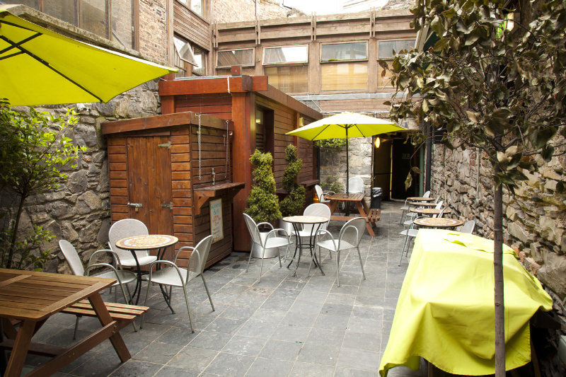 Isaacs Hostel *