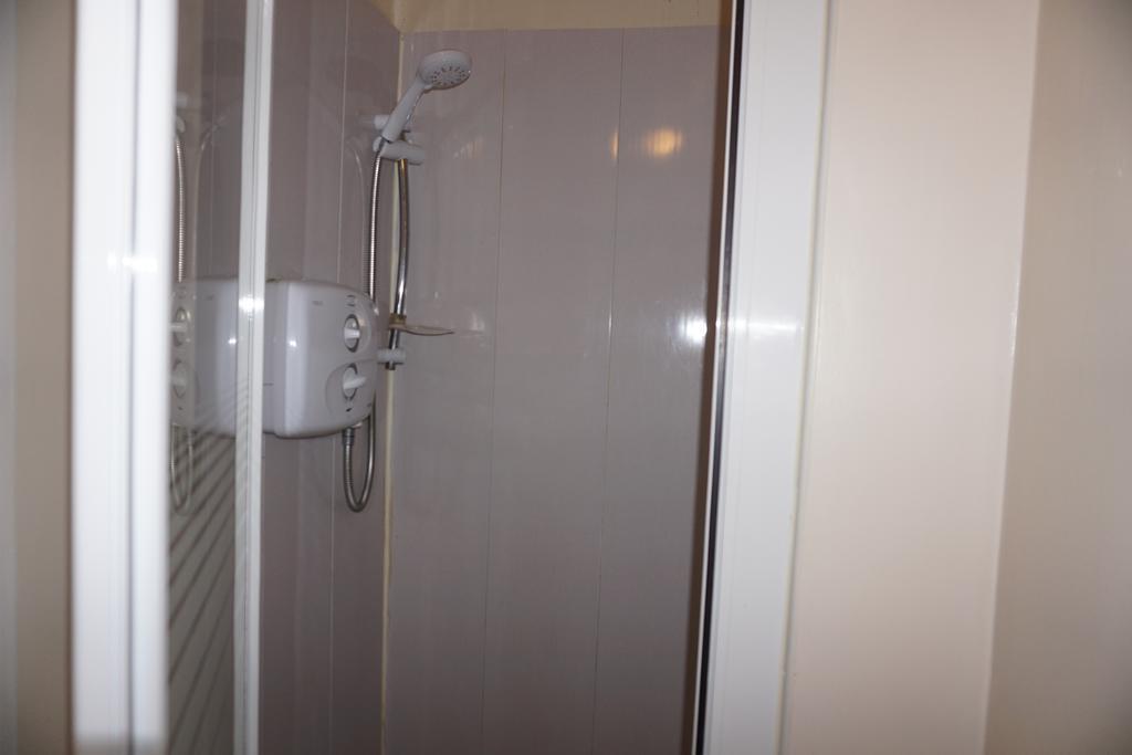 Apartment Crompton Hall