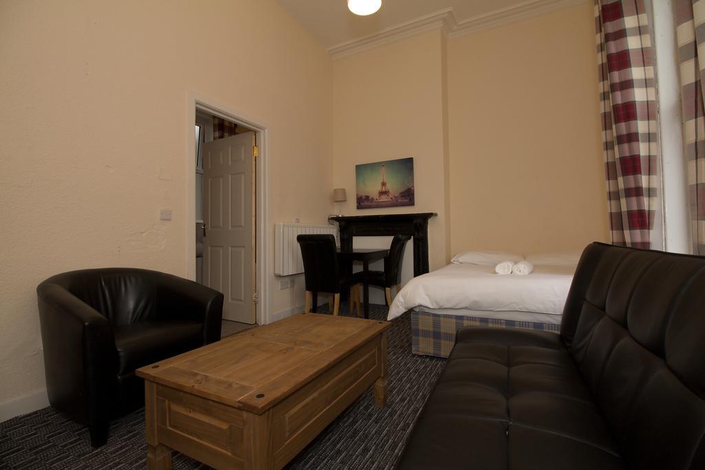 Belvidere Road Apartment