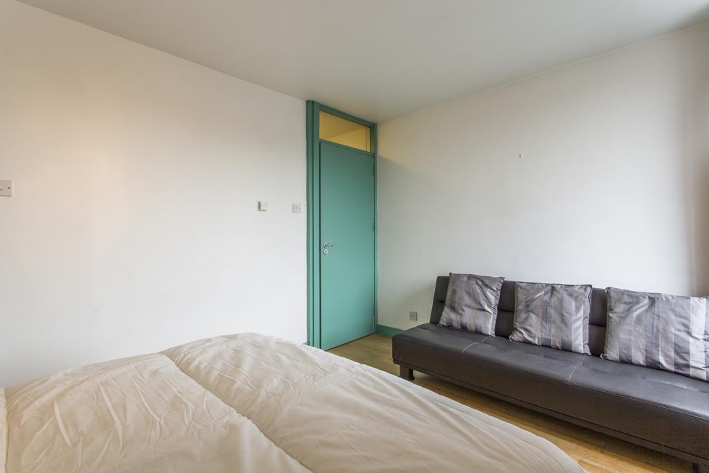 Temple Bar - Wellington Quay, City Centre Apartment