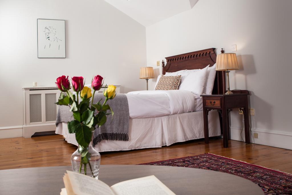 The Historical Harcourt Guest house *