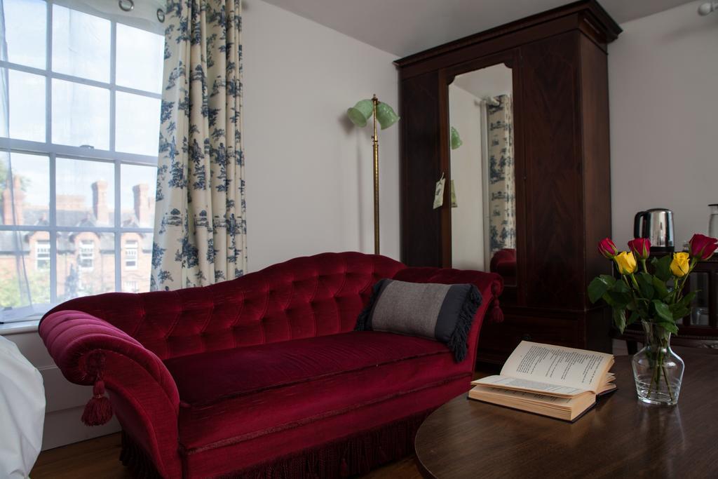 The Historical Harcourt Guest house *