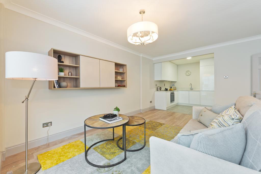 Exclusive Centre Apartment *